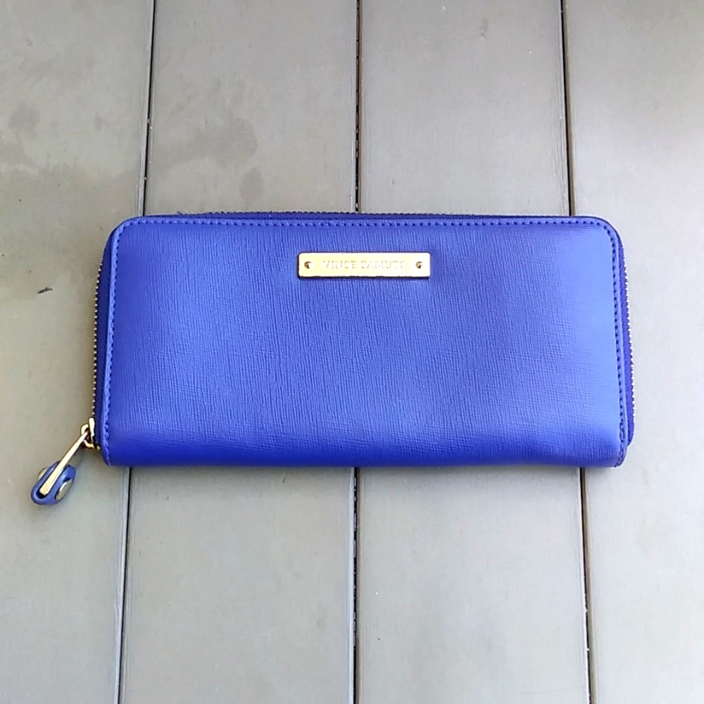Vince Camuto Wallet